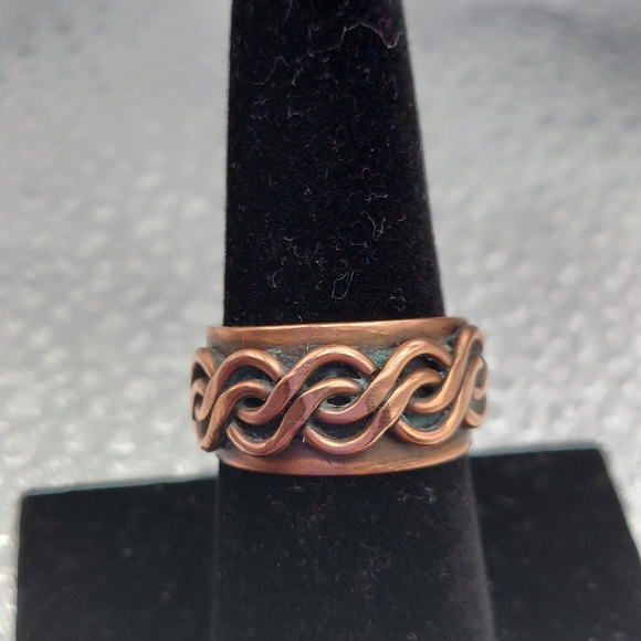 Vintage Solid Copper Braided Overlay Ring Adjustable 8 sz. GC & Very Attractive. - Picture 2 of 11